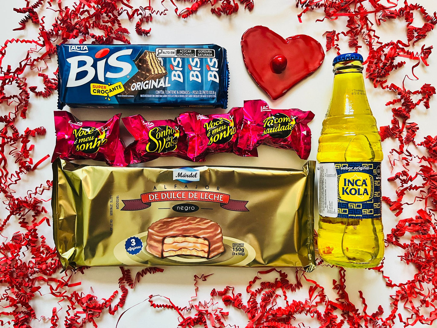Valentine’s Deluxe Basket - Alfajor Dark